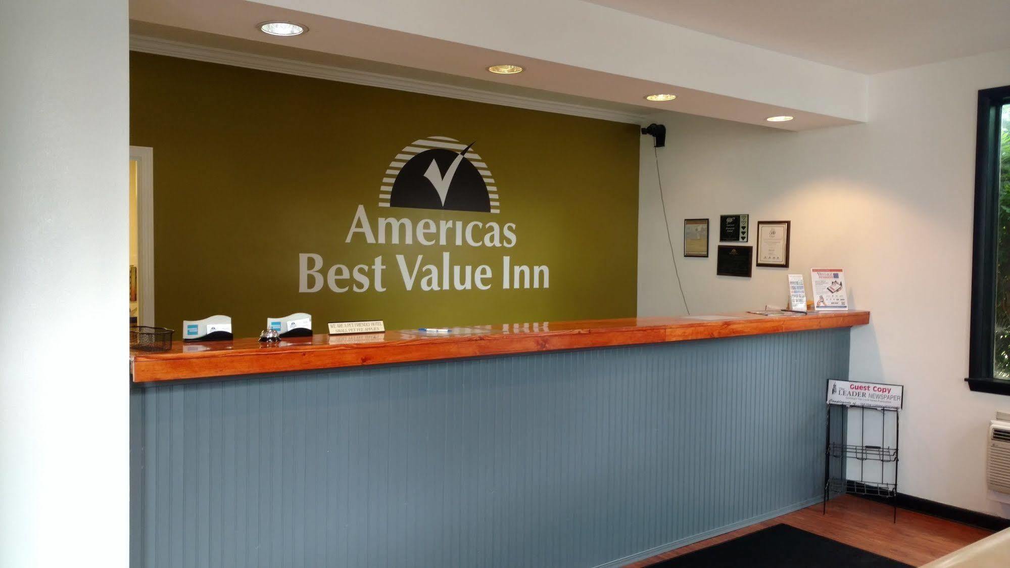 Americas Best Value Inn-Painted Post Buitenkant foto